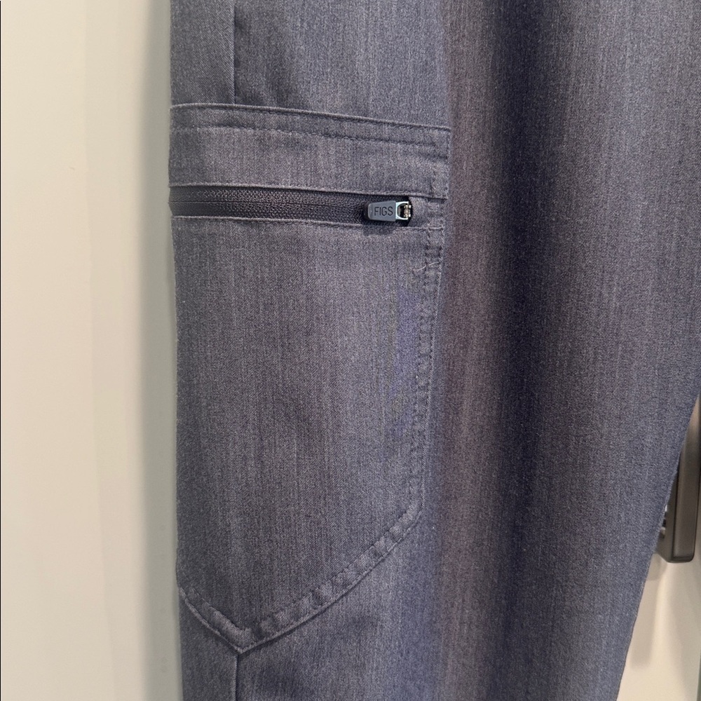 FIGS Zamora Jogger Scrub Pant - Picture 5 of 8